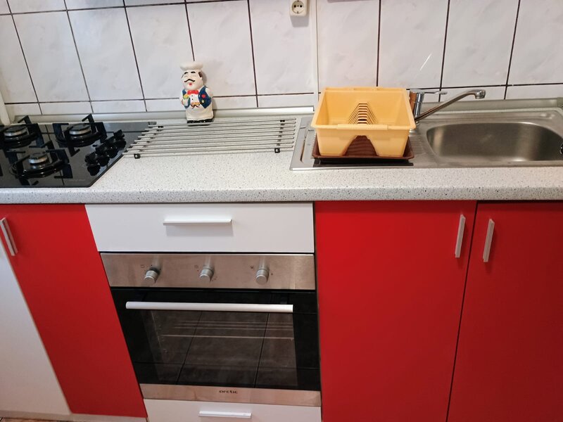 Obor, Stefan cel Mare, semistradal, 3 minute de metrou